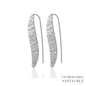 brincos de aço folha